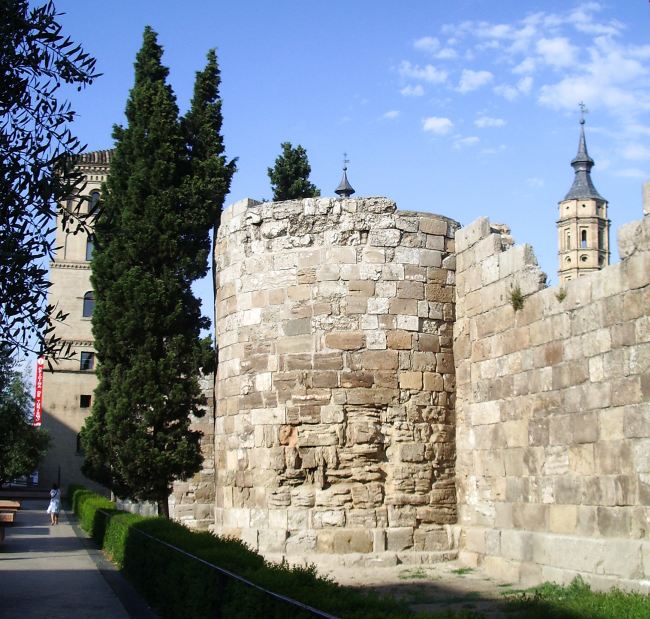 <em>Cæsaraugusta</em>